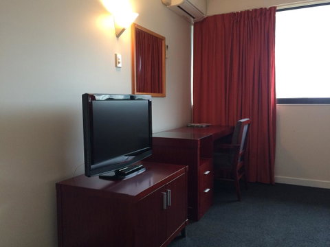 Madison Plaza Townsville - Accommodation BNB 24