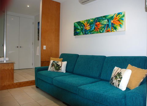 Sanctuary Palm Cove - Accommodation BNB 24