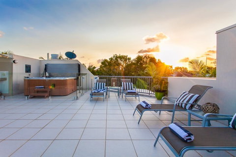 Noosa Tropicana - Accommodation BNB 19