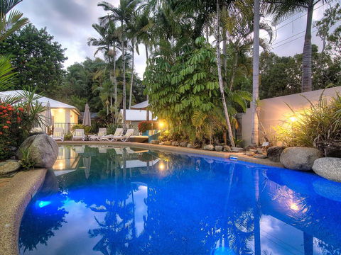 The Port Douglas Queenslander - Accommodation BNB 24