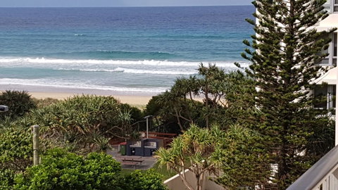 Surfers Chalet - Accommodation BNB 23
