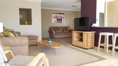 Surfers Chalet - Accommodation BNB 18