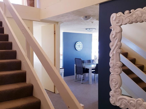 Surfers Chalet - Accommodation BNB 34