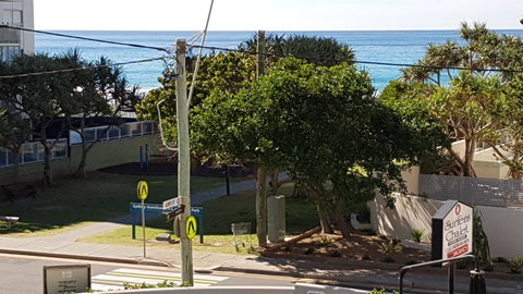 Surfers Chalet - Accommodation BNB 20