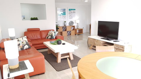 Surfers Chalet - Accommodation BNB 16