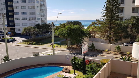Surfers Chalet - Accommodation BNB 17