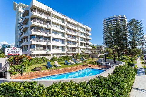 Surfers Chalet - Accommodation BNB 0