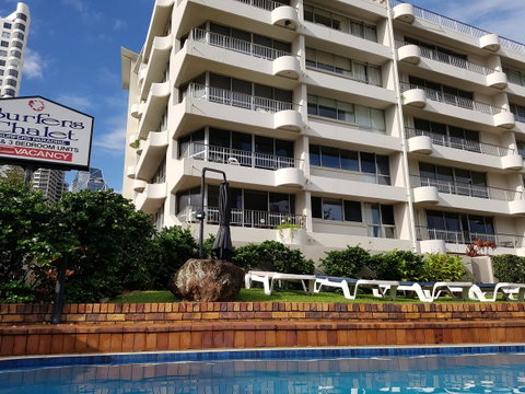 Surfers Chalet - Accommodation BNB 13