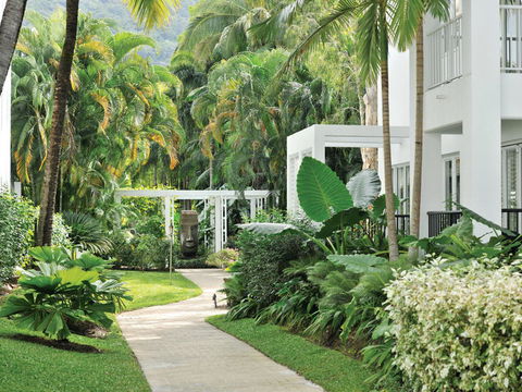 Palm Cove Paradise - Couples Spa Beach Getaway - Accommodation BNB 19