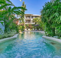 Sea Point on Trinity Beach - Accommodation BNB