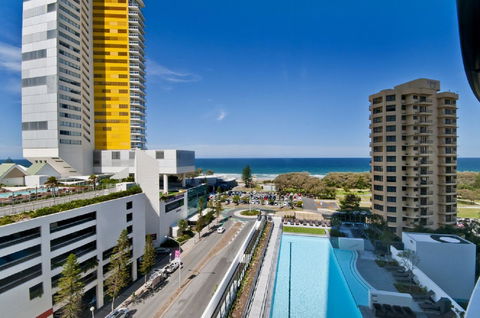 Oracle Resort Broadbeach - Gclr - Accommodation BNB 8