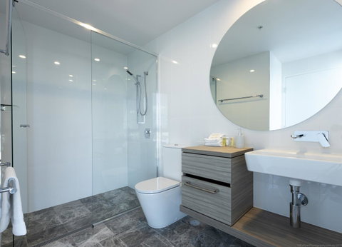 Qube Broadbeach - Accommodation BNB 5