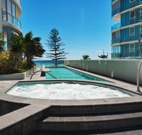 Reflection Tower Two - Accommodation BNB