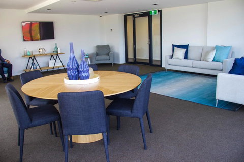 Synergy Broadbeach - Official - Accommodation BNB 12