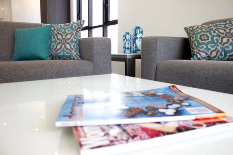 Synergy Broadbeach - Official - Accommodation BNB 24