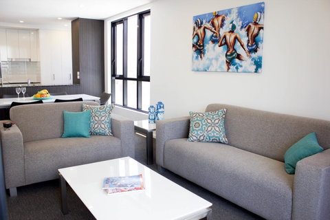 Synergy Broadbeach - Official - Accommodation BNB 10