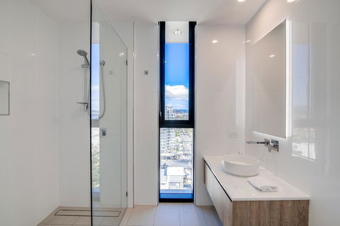 Iconic Kirra Beach Resort - Accommodation BNB 29