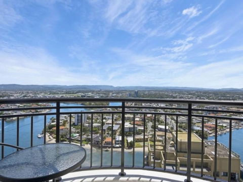 Beach Stay - Ocean & Riverview Resort Chevron Renaissance Central Surfers Paradise - Accommodation BNB 14