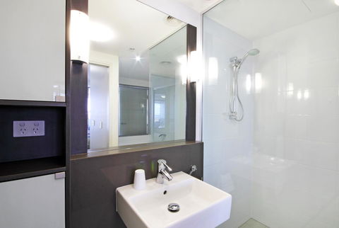 Monaco Caloundra - Accommodation BNB 24