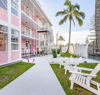 The Pink Hotel Coolangatta - Accommodation BNB