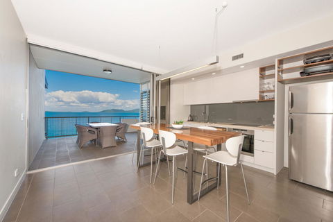 1 Bright Point Apartment 4501 - Accommodation BNB 2