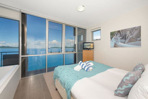1 Bright Point Apartment 4501 - Accommodation BNB 3