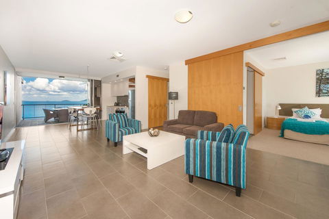 1 Bright Point Apartment 4501 - Accommodation BNB 1