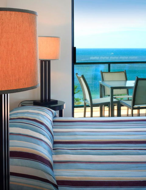 Peninsular Beachfront Resort - Accommodation BNB 37
