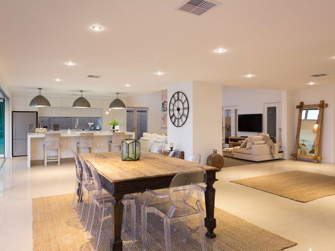 Rumrunner Resort - Accommodation BNB 8