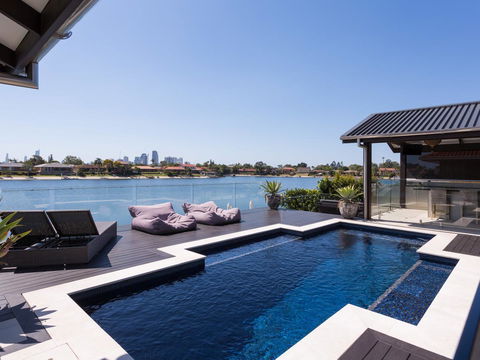 Rumrunner Resort - Accommodation BNB 4