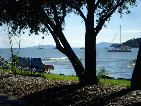 Montipora Unit 3 - In The Heart Of Airlie, Wi-fi And Netflix - Accommodation BNB 17