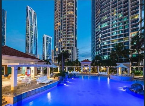 The Towers Of Chevron Renaissance - Holidays Gold Coast - Accommodation BNB 5