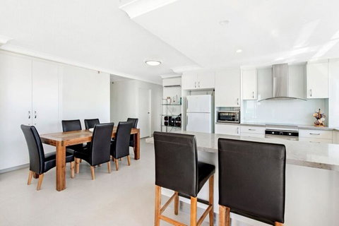 ULTIQA Beach Haven On Broadbeach - Accommodation BNB 14