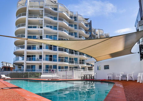 Regency On The Beach - Accommodation BNB 2