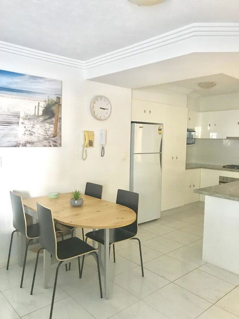 Regency On The Beach - Accommodation BNB 7