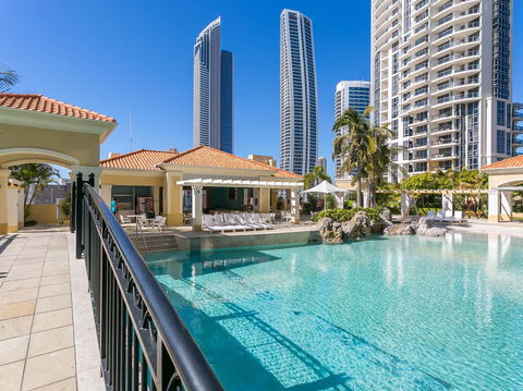 Towers Of Chevron - Private Apartment - Accommodation BNB 11