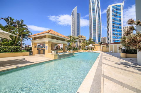 Towers Of Chevron - Private Apartment - Accommodation BNB 12
