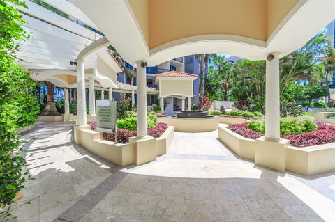 Towers Of Chevron - Private Apartment - Accommodation BNB 15