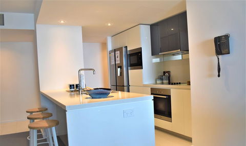 Gold Coast Private Apartments - H Residences, Surfers Paradise - Accommodation BNB 10