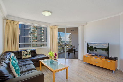 Kirra Beach Apartments - Accommodation BNB 19