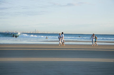 Kirra Beach Apartments - Accommodation BNB 11