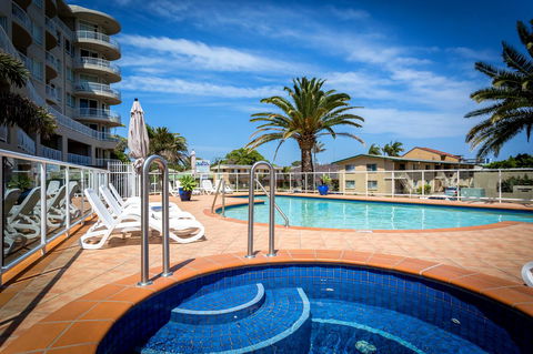 Kirra Beach Apartments - Accommodation BNB 0