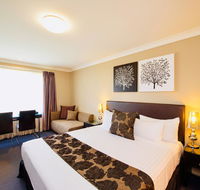 Best Western Plus Ambassador On Ruthven Motor Inn - Accommodation BNB
