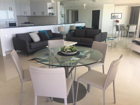 Ocean Plaza Resort - Accommodation BNB 23