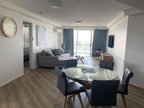 Ocean Plaza Resort - Accommodation BNB 1