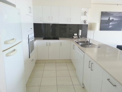 Ocean Plaza Resort - Accommodation BNB 24