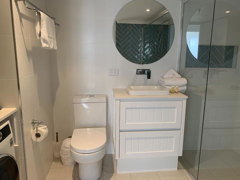 Ocean Plaza Resort - Accommodation BNB 11