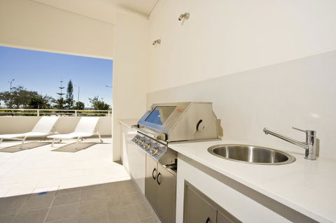 Kirra Surf Apartments - Accommodation BNB 35