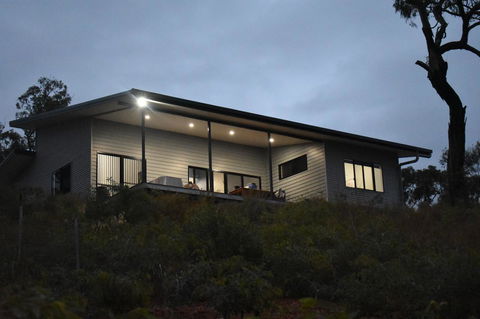 Ironbark House - Accommodation BNB 3