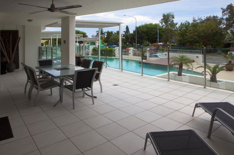 Waters Edge Apartment Cairns - Accommodation BNB 10